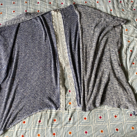 Knit sweater - Picture 2 of 3